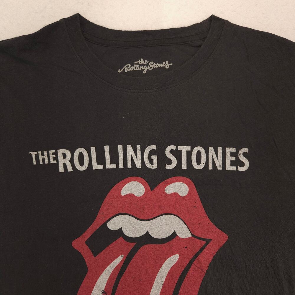 The Rolling Stones 1975 US Tour Band Crew Neck T Shirt Mens Size L Black Red